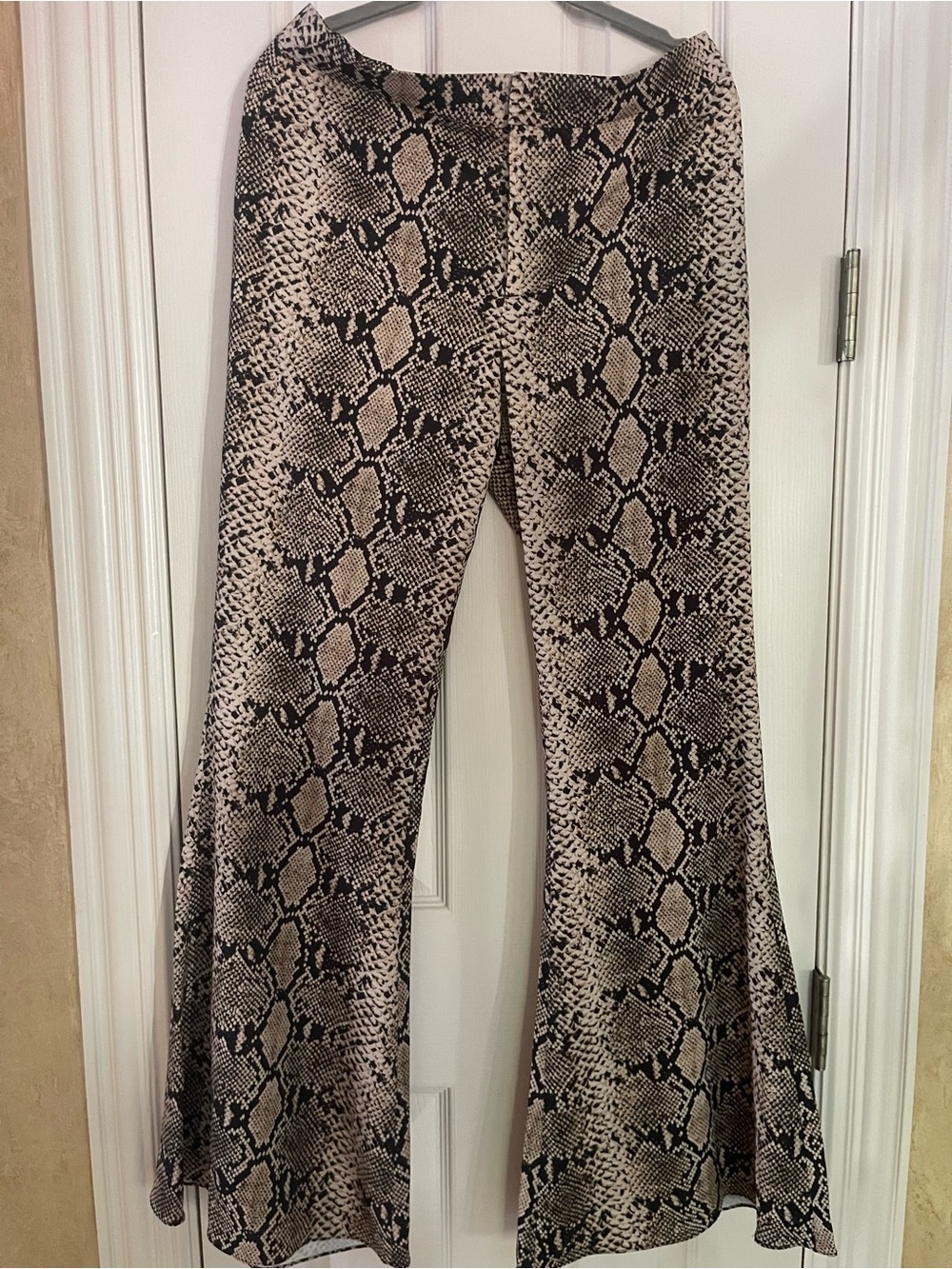 ZARA Snakeskin Print Trousers Flared Wide Leg Pants Size Medium Like New - Picture 11 of 13